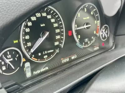 Vendo BMW 525 2013 - 21900 EUR, 173000 km - AUTO.MOTO.pt