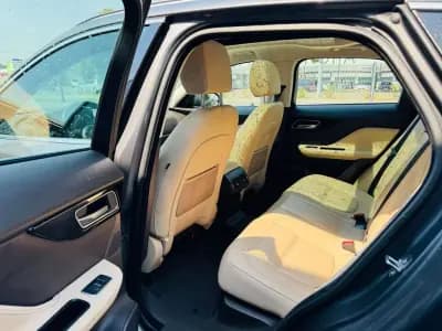 Sell Jaguar F-Pace 2017 - 24999 EUR, 78000 km - AUTO.MOTO.pt