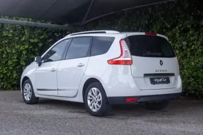 Vendo Renault Grand Scénic 2015 - 12900 EUR, 119300 km - AUTO.MOTO.pt