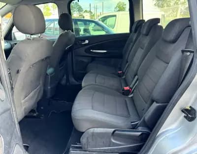 Vendo Ford Galaxy 2010 - 3550 EUR, 264235 km - AUTO.MOTO.pt