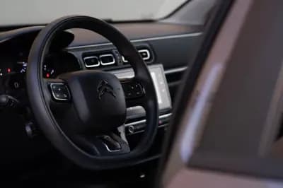 Vendo Citroën C3 2021 - 12999 EUR, 115000 km - AUTO.MOTO.pt