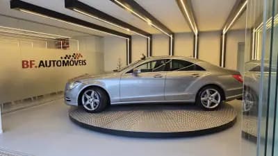 Vendo Mercedes-Benz CLS 250 2012 - 22500 EUR, 197255 km - AUTO.MOTO.pt