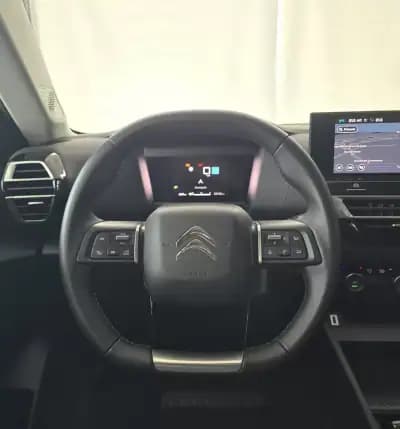 Vendo Citroën C4 2024 - 18950 EUR, 18475 km - AUTO.MOTO.pt