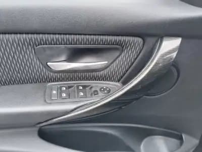 Vendo BMW 320 2013 - 14750 EUR, 170000 km - AUTO.MOTO.pt