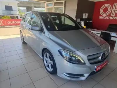Sell Mercedes-Benz B 180 2012 - 10990 EUR, 221000 km - AUTO.MOTO.pt