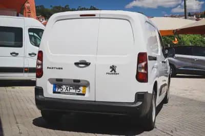 Vendo Peugeot Partner 1.6 BlueHDi Style 2019 - 12500 EUR, 174520 km - AUTO.MOTO.pt