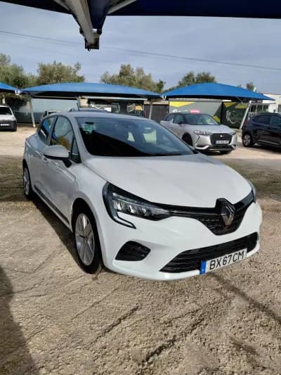 Vendo Renault Clio 2022 - 16900 EUR, 114568 km - AUTO.MOTO.pt