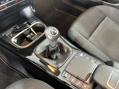 Sell Mercedes-Benz A 180 Limousine 2020 - 23600 EUR, 81132 km - AUTO.MOTO.pt