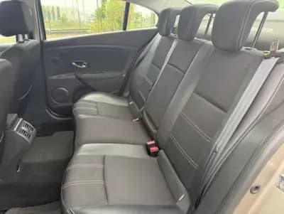 Vendo Renault Fluence 2014 - 10500 EUR, 148000 km - AUTO.MOTO.pt