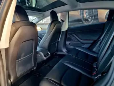 Vendo Tesla Model 3 2019 - 22500 EUR, 56000 km - AUTO.MOTO.pt