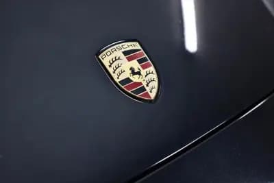 Vendo Porsche Panamera 2016 - 53900 EUR, 92706 km - AUTO.MOTO.pt