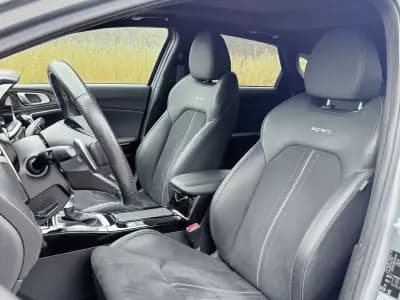 Vendo Kia ProCeed 2019 - 22490 EUR, 127000 km - AUTO.MOTO.pt