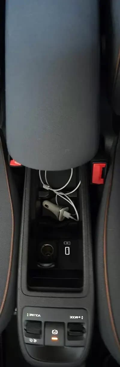 Vendo Fiat 500e 2021 - 15995 EUR, 32834 km - AUTO.MOTO.pt