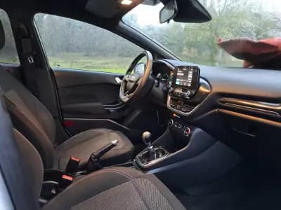 Sell Ford Fiesta 2018 - 12990 EUR, 169000 km - AUTO.MOTO.pt