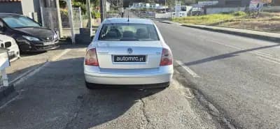 Sell Volkswagen Passat 2002 - 4400 EUR, 299900 km - AUTO.MOTO.pt