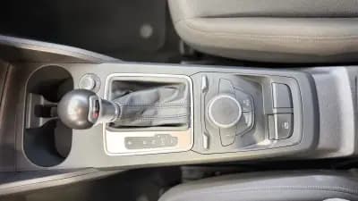 Vendo Audi Q2 2018 - 19900 EUR, 102000 km - AUTO.MOTO.pt