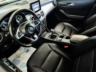 Sell Mercedes-Benz CLA 200 2015 - 16750 EUR, 248208 km - AUTO.MOTO.pt