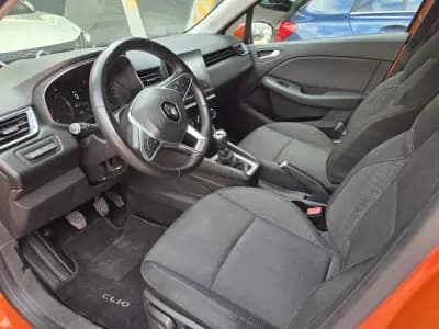 Sell Renault Clio 2020 - 16950 EUR, 93500 km - AUTO.MOTO.pt