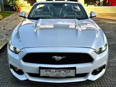 Vendo Ford Mustang 2015 - 37500 EUR, 159000 km - AUTO.MOTO.pt