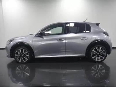 Sell Peugeot 208 2021 - 15450 EUR, 126000 km - AUTO.MOTO.pt