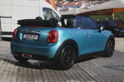 Vendo MINI 2018 - 18980 EUR, 61420 km - AUTO.MOTO.pt