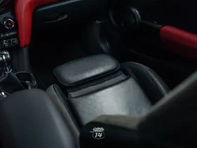 Sell MINI 2019 - 17990 EUR, 53900 km - AUTO.MOTO.pt