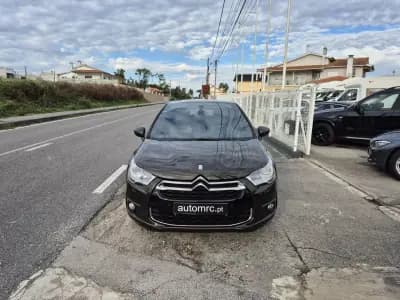 Vendo Citroën DS4 2012 - 11400 EUR, 214040 km - AUTO.MOTO.pt