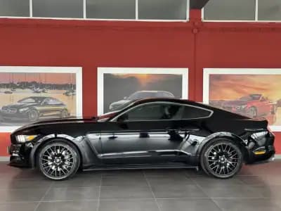Vendo Ford Mustang 2015 - 39990 EUR, 71730 km - AUTO.MOTO.pt
