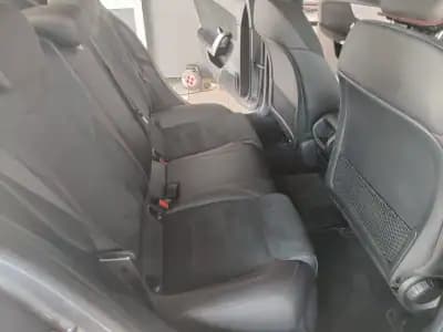 Vendo Mercedes-Benz A 220 Limousine 2020 - 30900 EUR, 30000 km - AUTO.MOTO.pt