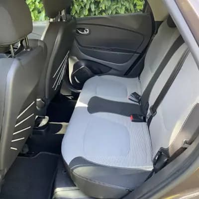 Vendo Renault Captur 2014 - 13990 EUR, 146000 km - AUTO.MOTO.pt