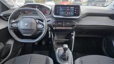 Vendo Peugeot 208 2022 - 16990 EUR, 48000 km - AUTO.MOTO.pt