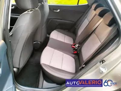 Sell Kia Stonic 2023 - 16950 EUR, 39477 km - AUTO.MOTO.pt