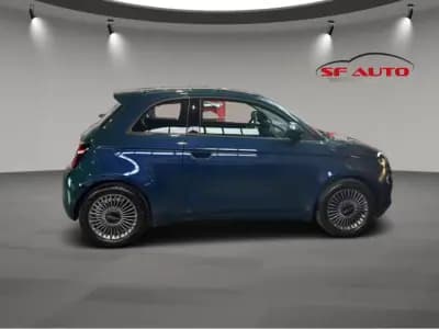 Sell Fiat 500e 2022 - 21490 EUR, 10699 km - AUTO.MOTO.pt