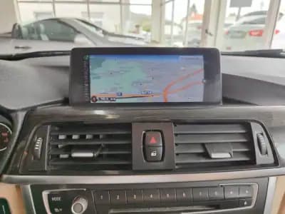 Vendo BMW 318 2013 - 14250 EUR, 180000 km - AUTO.MOTO.pt