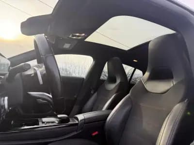 Vendo Mercedes-Benz CLA 250 2021 - 26999 EUR, 172000 km - AUTO.MOTO.pt