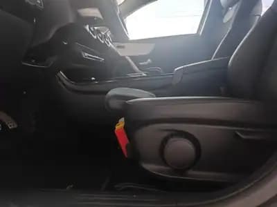 Vendo Mercedes-Benz A 220 Limousine 2020 - 30900 EUR, 30000 km - AUTO.MOTO.pt