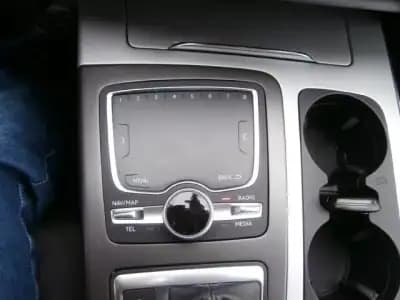 Sell Audi Q7 2016 - 45000 EUR, 155902 km - AUTO.MOTO.pt