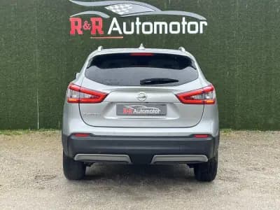 Sell Nissan Qashqai 2017 - 18500 EUR, 128000 km - AUTO.MOTO.pt