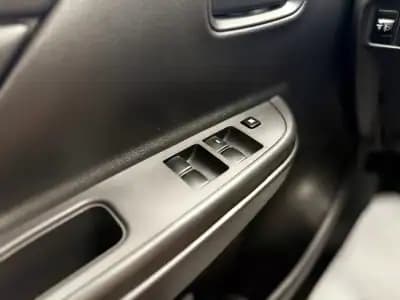 Vendo Mitsubishi L200 2022 - 30450 EUR, 82000 km - AUTO.MOTO.pt