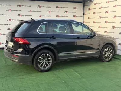 Sell Volkswagen Tiguan 2018 - 19990 EUR, 167400 km - AUTO.MOTO.pt