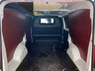 Sell Opel Vivaro 2020 - 21525 EUR, 77000 km - AUTO.MOTO.pt