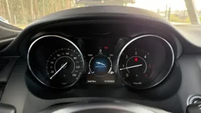 Vendo Jaguar E-Pace 2019 - 23900 EUR, 164000 km - AUTO.MOTO.pt