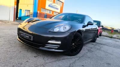 Vendo Porsche Panamera 2011 - 29900 EUR, 190000 km - AUTO.MOTO.pt