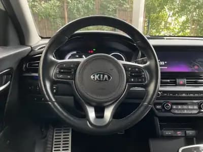 Sell Kia e-Niro 2021 - 33500 EUR, 69000 km - AUTO.MOTO.pt