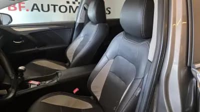 Vendo Toyota Avensis Touring Sports 2016 - 14900 EUR, 212217 km - AUTO.MOTO.pt