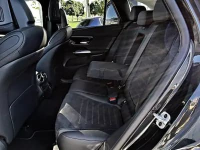 Vendo Mercedes-Benz GLC 400 2024 - 69990 EUR, 25400 km - AUTO.MOTO.pt