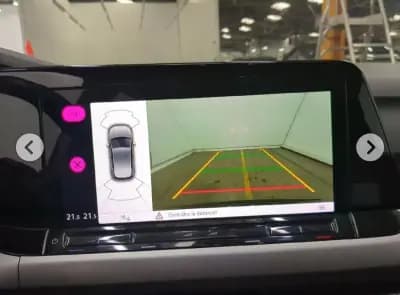 Vendo Volkswagen Golf 2022 - 27750 EUR, 130144 km - AUTO.MOTO.pt