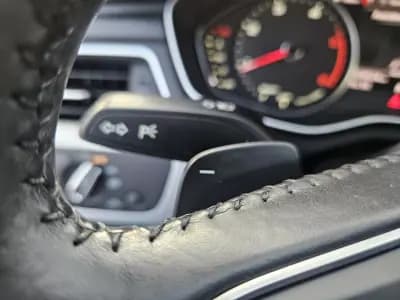 Vendo Audi A4 Avant 2018 - 22800 EUR, 104924 km - AUTO.MOTO.pt