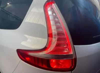 Vendo Renault Grand Scénic 2012 - 8899 EUR, 230000 km - AUTO.MOTO.pt