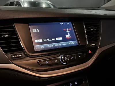 Sell Opel Astra Sports Tourer 2021 - 13990 EUR, 135500 km - AUTO.MOTO.pt